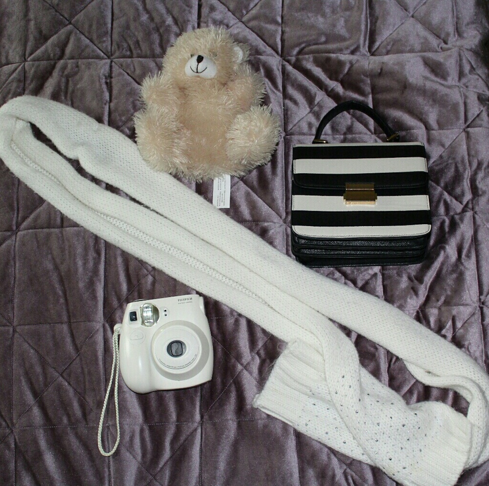 Scarve×Camera×Teddy Bear × Purse